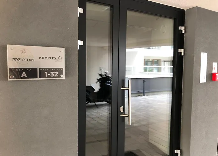 Komfortowe Apartamenty Kielce Klonowa ,Ogrodek, Garaz Podziemny, Samodzielne Wejscie Na Kod 24H