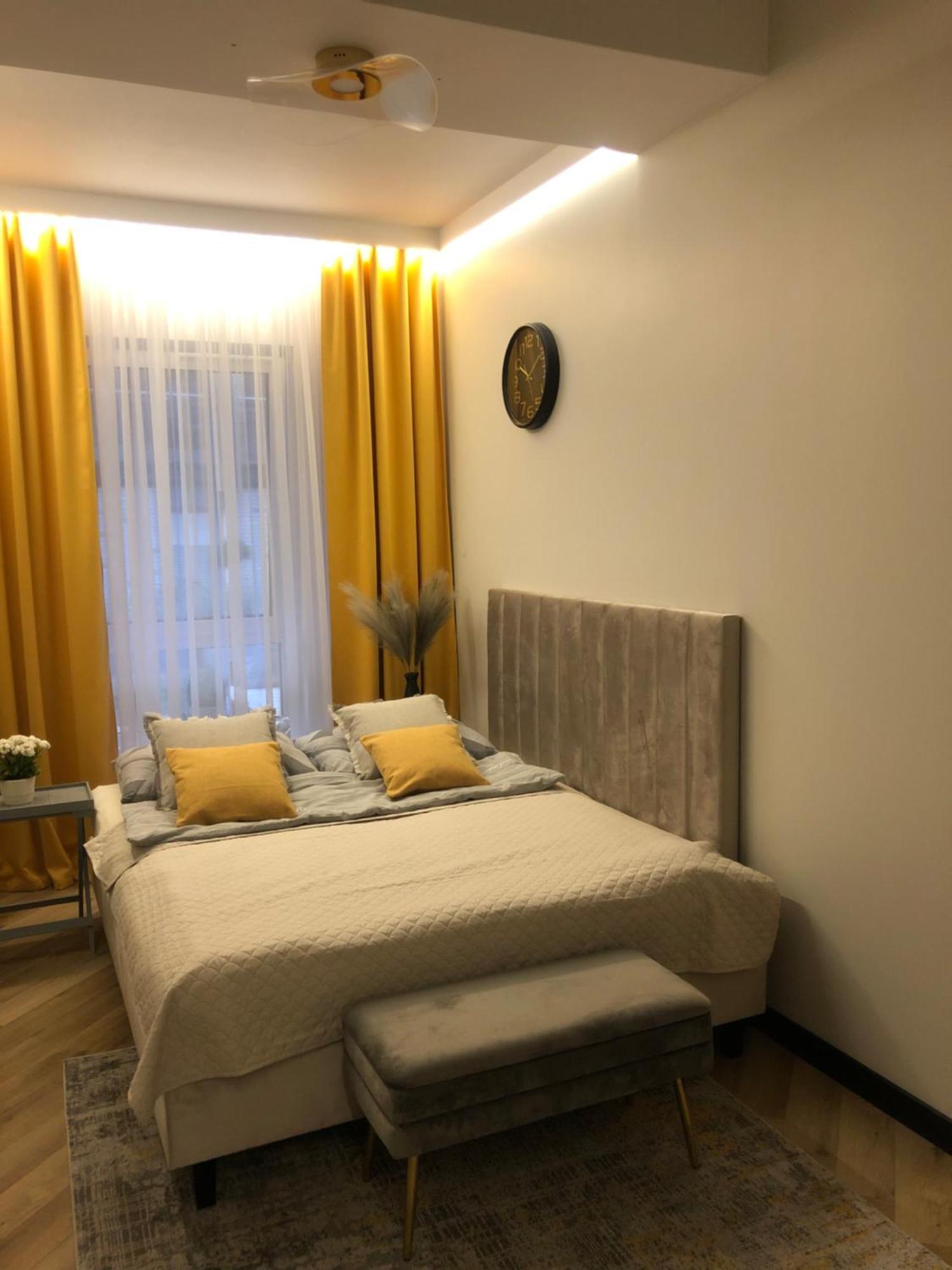 Komfortowe Klonowa ,ogrodek, Garaz Podziemny, Samodzielne Wejscie Na Kod 24h Apartment Kielce
