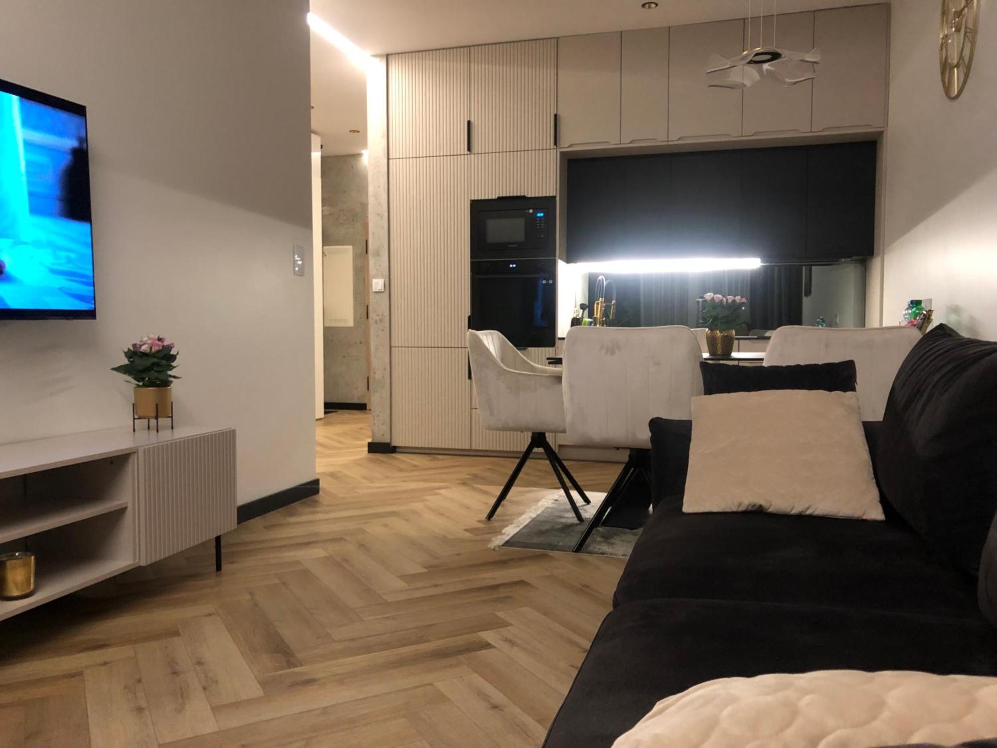Komfortowe Klonowa ,ogrodek, Garaz Podziemny, Samodzielne Wejscie Na Kod 24h Apartment