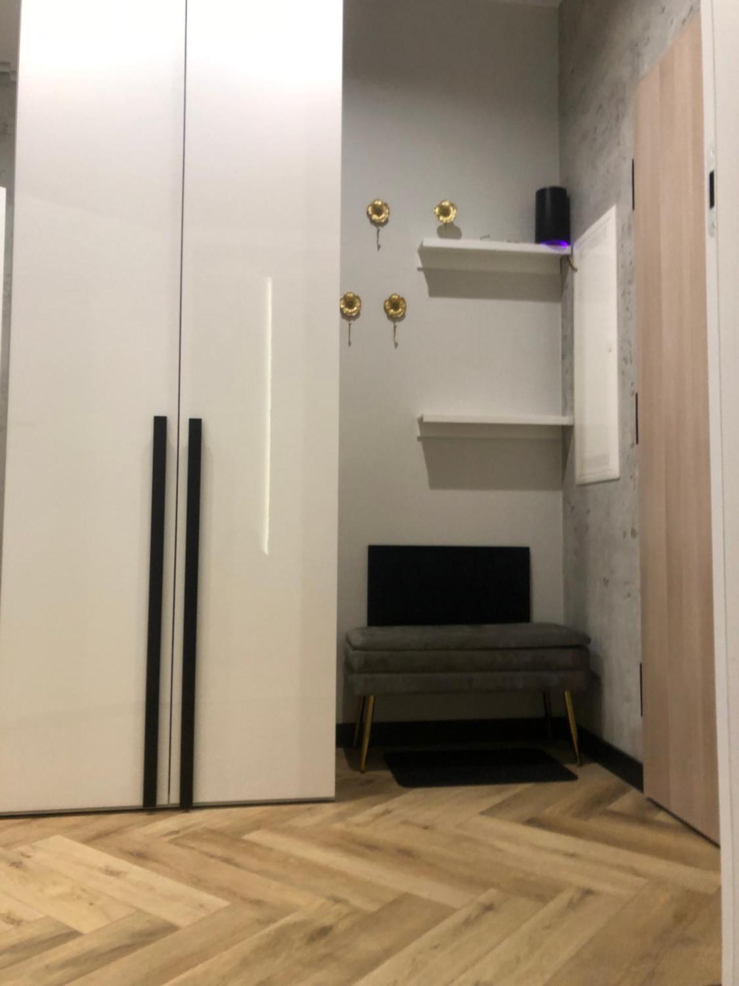 Komfortowe Klonowa ,ogrodek, Garaz Podziemny, Samodzielne Wejscie Na Kod 24h Apartment Kielce